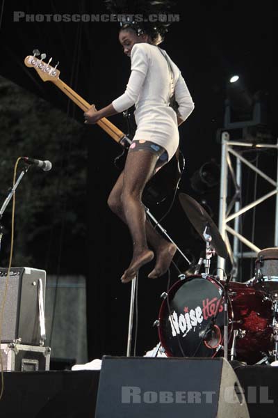 NOISETTES - 2007-08-24 - SAINT CLOUD - Domaine National - Scene de l'Industrie - 